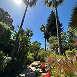 Penthouse Marbella, Panoramic Sea Views, Terrace, Pool & Parking 公寓