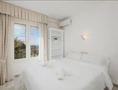 Penthouse Marbella, Panoramic Sea Views, Terrace, Pool & Parking