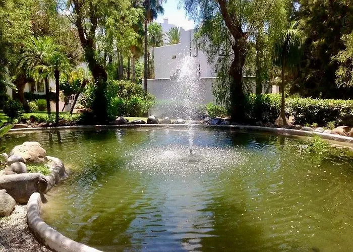 Apartment Penthouse Marbella, Panoramic Sea Views, Terrace, Pool & Parking *