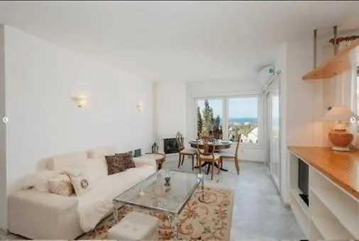 Apartamento Penthouse Marbella, Panoramic Sea Views, Terrace, Pool & Parking