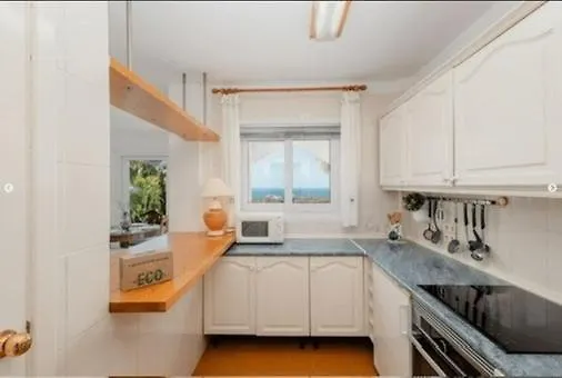 Penthouse Marbella, Panoramic Sea Views, Terrace, Pool & Parking Apartment *