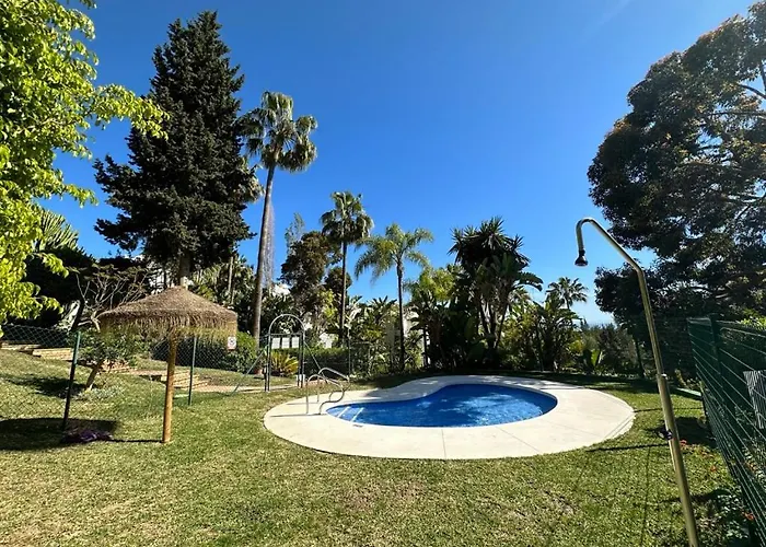 Apartamento Penthouse Marbella, Panoramic Sea Views, Terrace, Pool & Parking Marbella