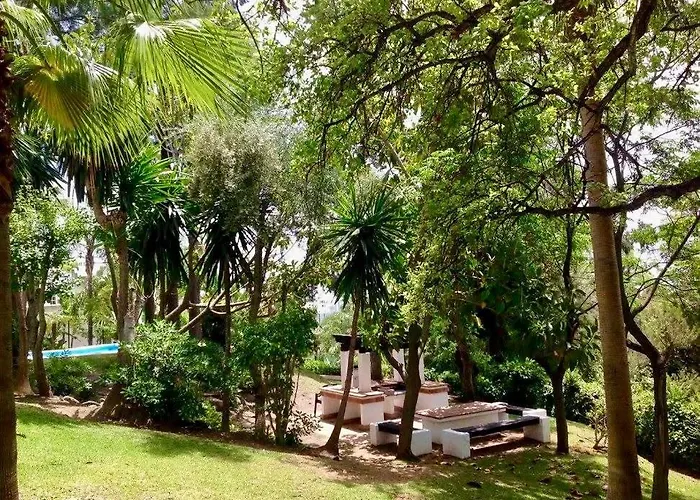 Penthouse Marbella, Panoramic Sea Views, Terrace, Pool & Parking Апартаменти