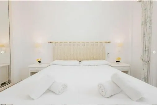 Penthouse Marbella, Panoramic Sea Views, Terrace, Pool & Parking * Marbella